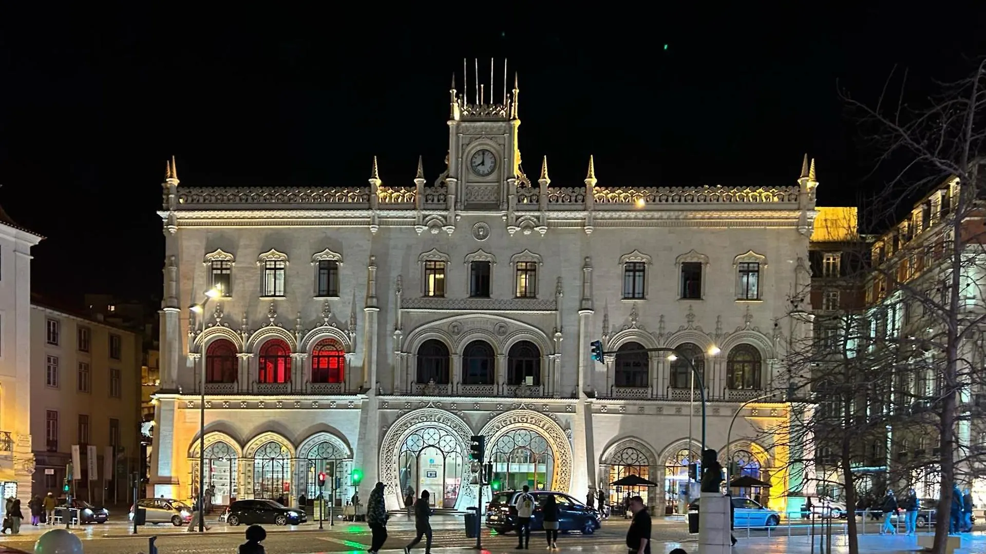 Gasthuis Double Suite In Shared Apartment Lissabon